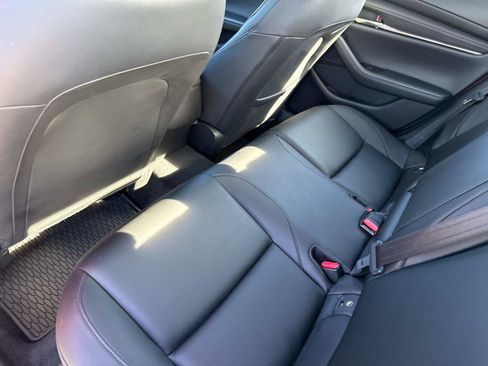 Used 2019 MAZDA MAZDA3 Sedan image 13