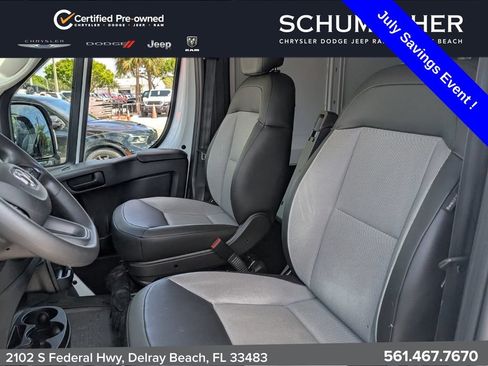 Used 2025 RAM ProMaster 2500 w/ Convenience Group FWD image 10