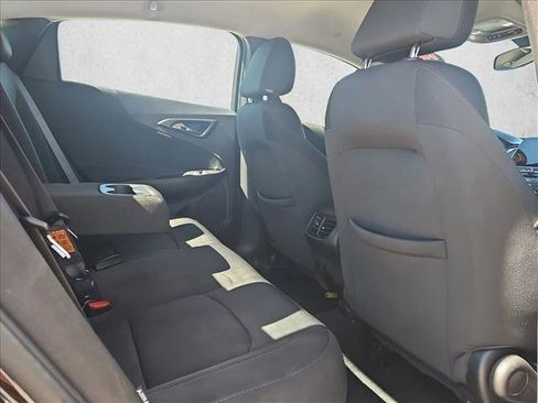 Used 2021 Chevrolet Malibu LT image 20