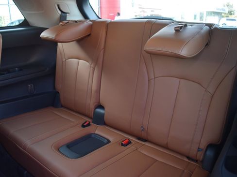 Used 2023 INFINITI QX60 Sensory w/ Vision Package AWD/4WD image 57