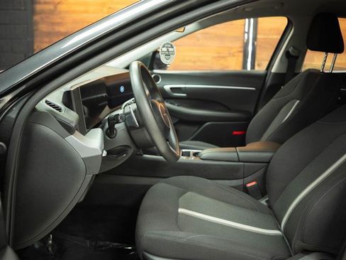 Used 2025 Hyundai Sonata SEL FWD image 8