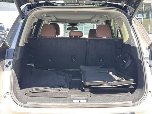 Certified 2025 Nissan Rogue Platinum w/ Platinum Premium Package image 23