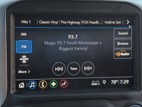 Used 2019 Chevrolet Silverado 1500 LTZ w/ LTZ Plus Package image 14