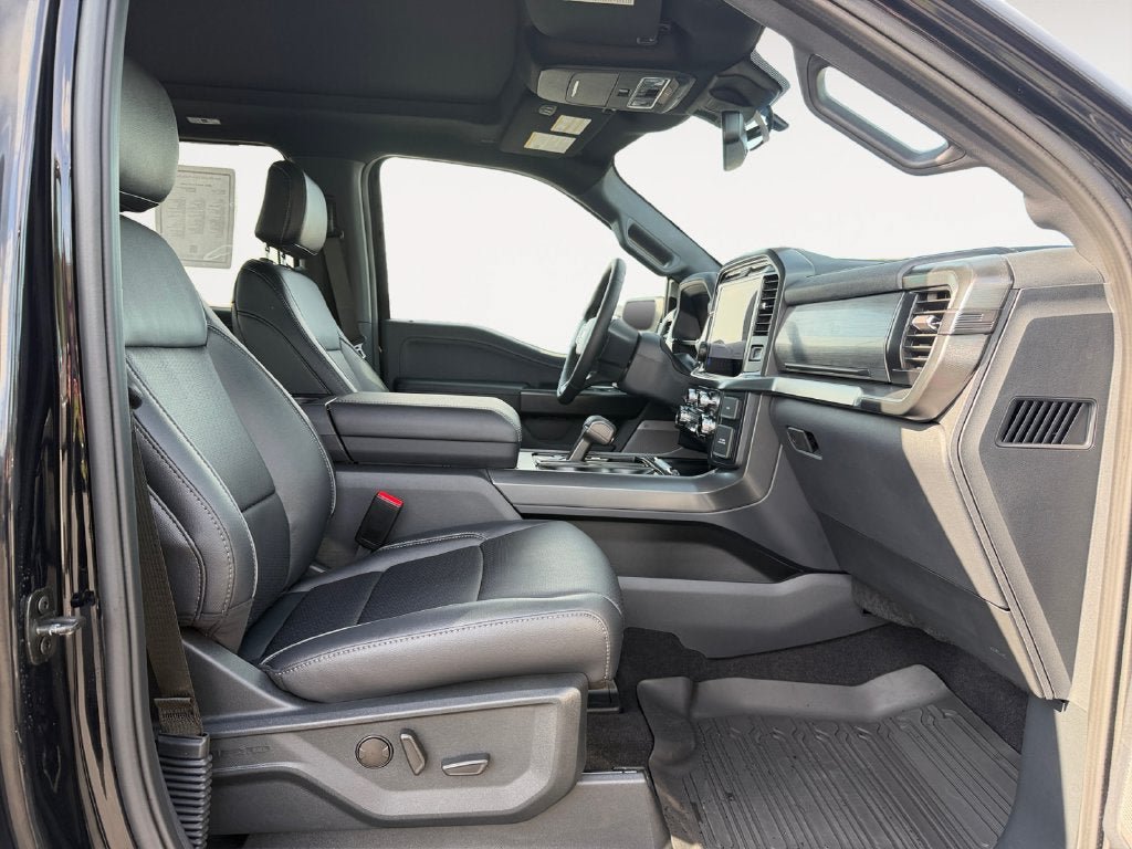 Used 2026 Ford F150 Lariat AWD/4WD image 25