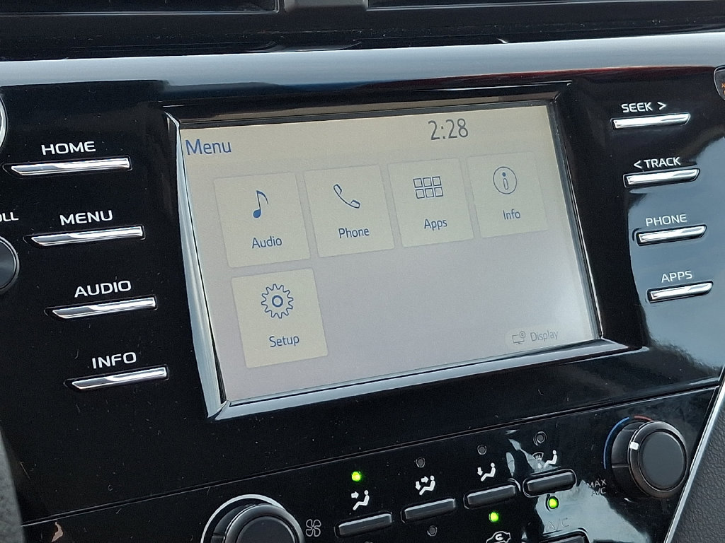 Certified 2018 Toyota Camry LE FWD image 23