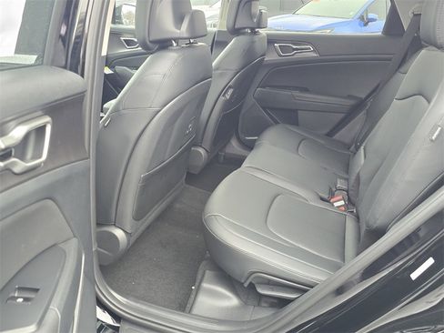 New 2026 Kia Sportage EX image 10