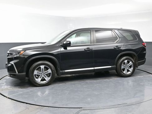 Used 2025 Honda Pilot EX-L image 6