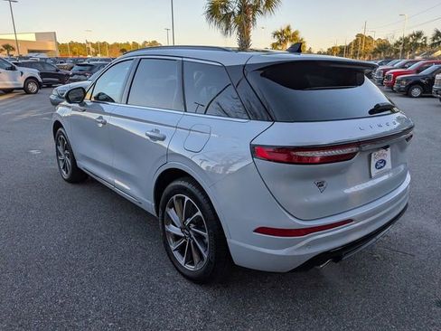 Used 2025 Lincoln Corsair Grand Touring w/ Equipment Group 301A image 6