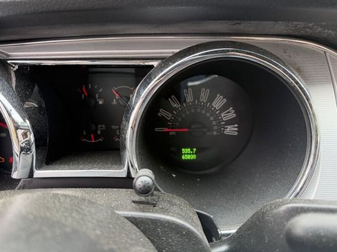 Used 2006 Ford Mustang GT RWD image 38