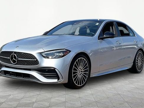 Used 2023 Mercedes-Benz C 300 Sedan image 3