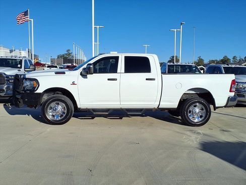 Used 2023 RAM 2500 Tradesman image 7