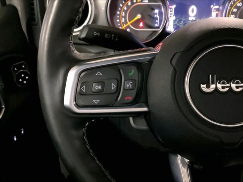 Used 2021 Jeep Wrangler Unlimited Sahara image 23