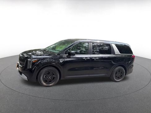 Used 2026 Kia Carnival FWD image 7