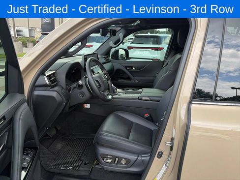 Certified 2025 Lexus LX 700h Overtrail AWD/4WD image 7