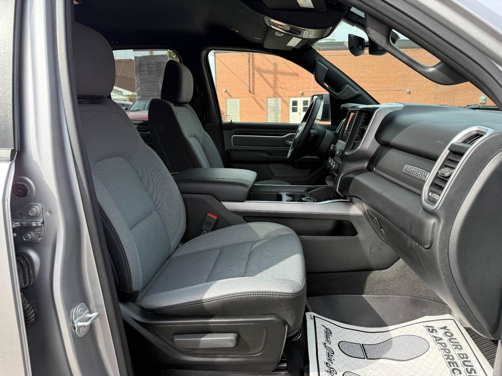 Used 2022 RAM 1500 Big Horn AWD/4WD image 17