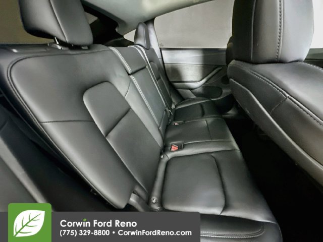 Used 2021 Tesla Model Y Long Range AWD/4WD image 28