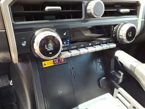 Used 2024 Toyota Tacoma TRD Off-Road w/ TRD Off Road Premium Package AWD/4WD image 24