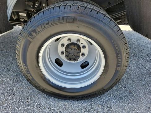 Used 2026 Ford F350 XLT image 5