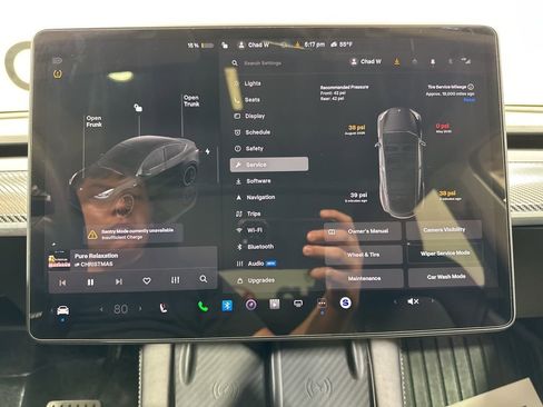 Used 2023 Tesla Model Y Long Range image 28