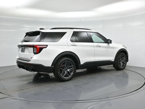 New 2026 Ford Explorer ST AWD/4WD image 26