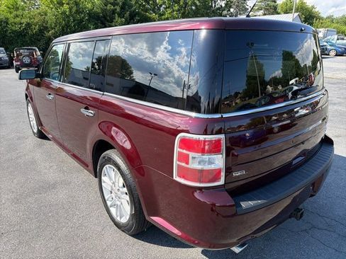 Used 2018 Ford Flex SEL w/ Equipment Group 202A AWD/4WD image 10