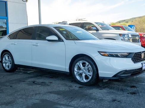 Certified 2024 Honda Accord LX image 6