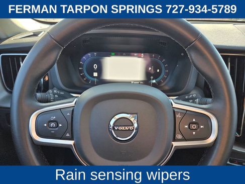 Certified 2025 Volvo XC60 B5 Core image 28