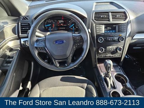 Certified 2019 Ford Explorer XLT image 13