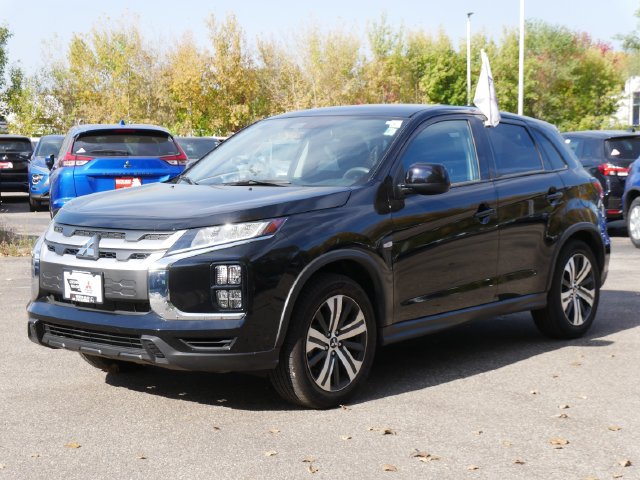 Used 2025 Mitsubishi Outlander Sport ES AWD/4WD image 2
