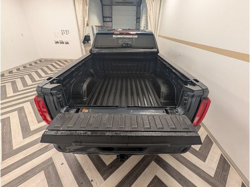 Used 2019 GMC Sierra 1500 Denali w/ Denali Ultimate Package AWD/4WD image 26