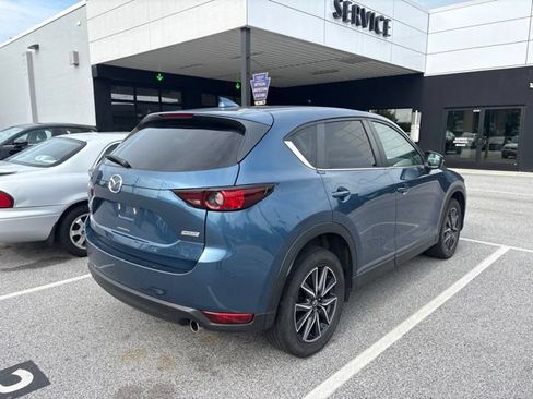 Used 2018 MAZDA CX-5 Touring w/ Preferred Equipment Package AWD/4WD image 5