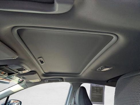 Certified 2024 Subaru Crosstrek 2.0i Premium image 21