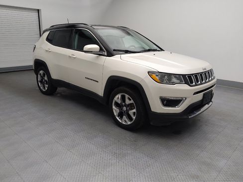 Used 2018 Jeep Compass Limited AWD/4WD image 11