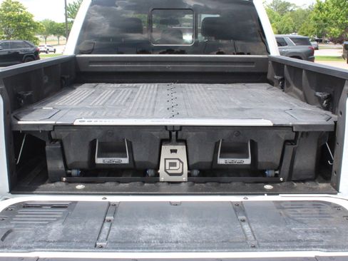 Used 2022 Ford F150 Lariat w/ Equipment Group 502A High AWD/4WD image 8