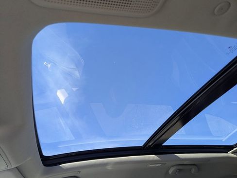 Certified 2025 Acura MDX SH-AWD w/ Technology Package image 16