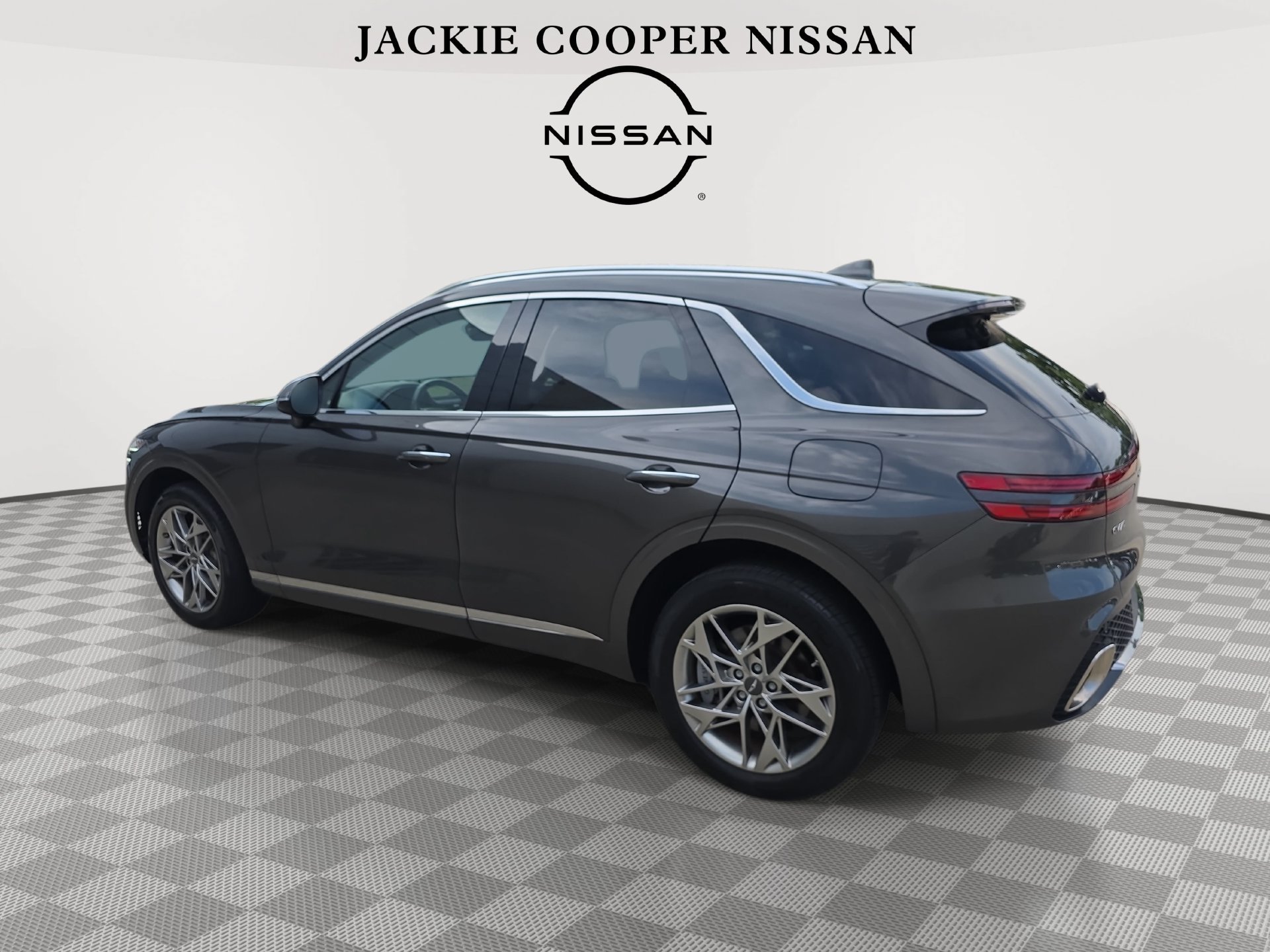 Used 2025 Genesis GV70 2.5T AWD/4WD image 7