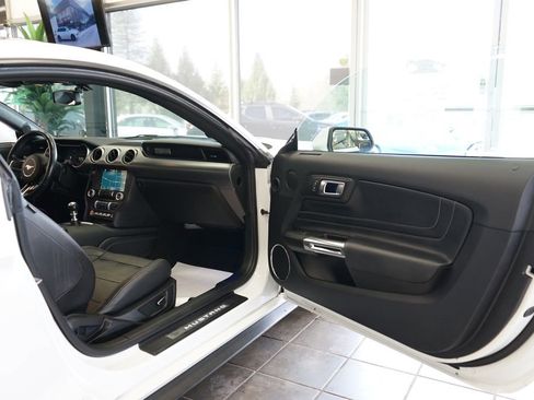 Used 2018 Ford Mustang Premium w/ Equipment Group 201A RWD image 41