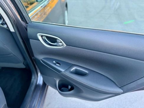 Used 2015 Nissan Sentra SV image 25