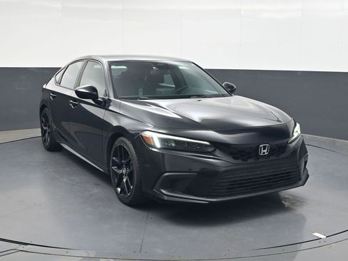 Used 2022 Honda Civic Sport image 2