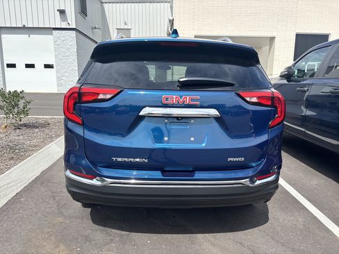 Used 2019 GMC Terrain SLT w/ Preferred Package AWD/4WD image 3