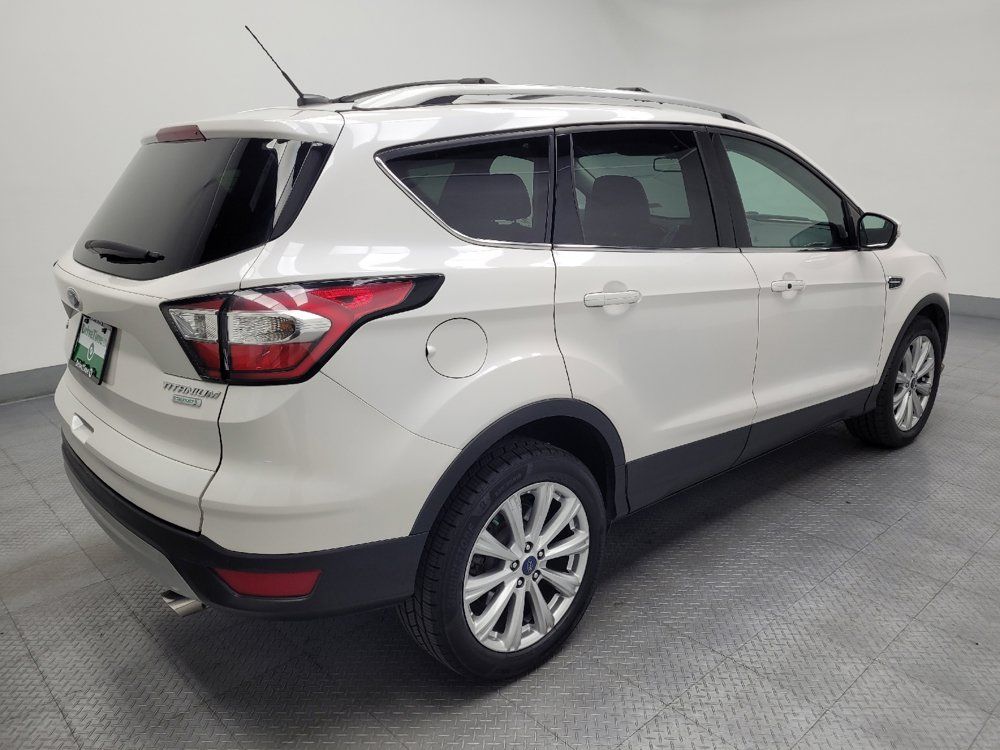 Used 2017 Ford Escape Titanium FWD image 10