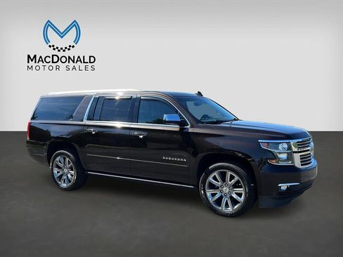 Used 2018 Chevrolet Suburban Premier AWD/4WD image 2