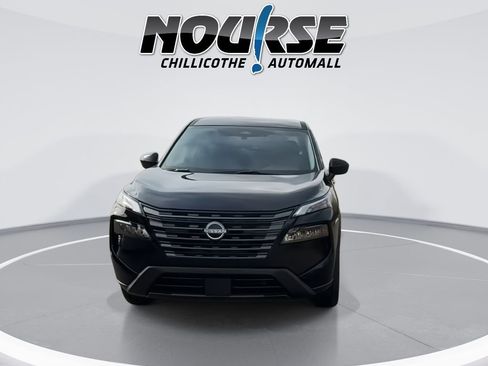 New 2026 Nissan Rogue SV w/ Cold Weather Package AWD/4WD image 3