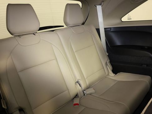 Used 2017 Acura MDX SH-AWD w/ Technology Package image 43