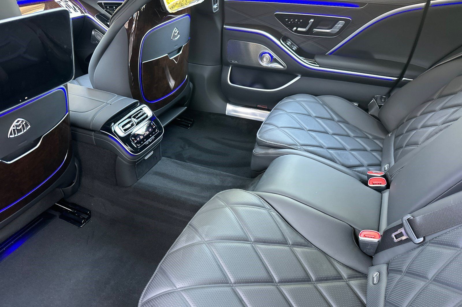 New 2026 Mercedes-Benz Maybach S 680 4MATIC image 24