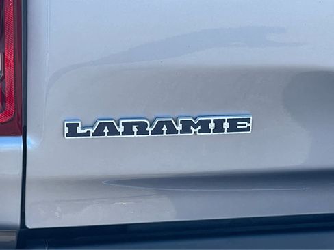 Used 2020 RAM 1500 Laramie image 10
