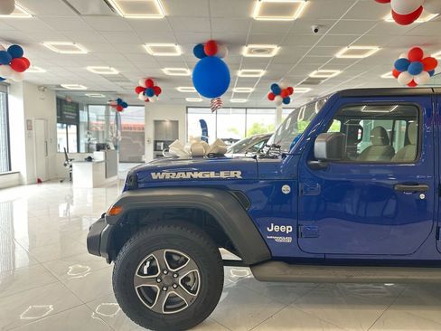 Used 2019 Jeep Wrangler Unlimited Sport S image 8