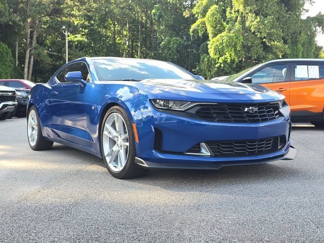 Used 2022 Chevrolet Camaro LT w/ RS Package RWD image 8