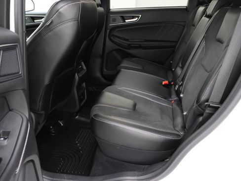 Used 2023 Ford Edge ST image 34