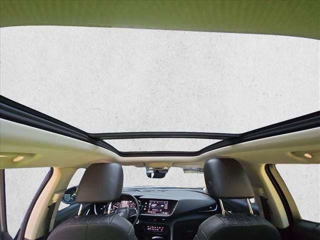 Used 2021 Buick Envision Avenir w/ Technology Package II AWD/4WD image 19